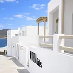 Villa Althea Naousa (Paros)