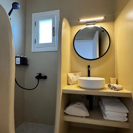 Althea Naousa (Paros)