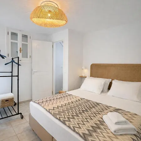 Althea Villa Naousa (Paros)