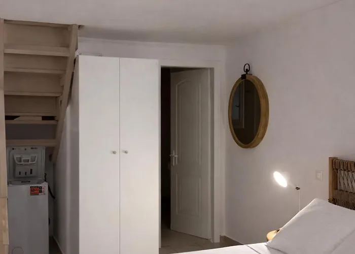 Althea * Naousa (Paros)