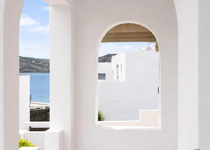 Althea Naousa (Paros)